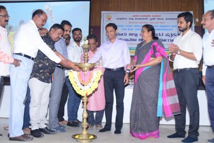 ಚುನಾವಣಾ ಆಯೋಗದ ನಿರ್ದೆಶನಗಳನ್ನು ಕಟ್ಟುನಿಟ್ಟಾಗಿ ನಾವೆಲ್ಲರೂ ಪಾಲಿಸಬೇಕು-ಜಿಲ್ಲಾಧಿಕಾರಿ