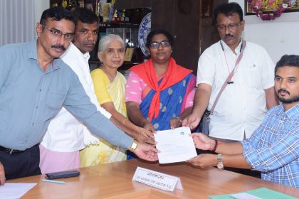 ತುಮಕೂರು ನಗರದ ವಿಧಾನಸಭಾ ಅಭ್ಯರ್ಥಿಯಾಗಿ ಎಸ್‌ಯುಸಿಐ ಎಂ.ವಿ. ಕಲ್ಯಾಣಿ ನಾಮಪತ್ರ ಸಲ್ಲಿಕೆ