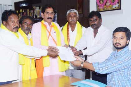 ತುಮಕೂರು ನಗರ ಸ್ವತಂತ್ರ ಅಭ್ಯರ್ಥಿಯಾಗಿ ಮಾಜಿ ಸಚಿವ ಸೊಗಡು ಶಿವಣ್ಣ ಅವರು ನಾಮಪತ್ರ ಸಲ್ಲಿಕೆ