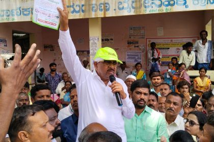 ತಲೆಗೆ ಬ್ಯಾಂಡಿಜ್ ಹಾಕಿಕೊಂಡು ಮತ್ತೆ ಪ್ರಚಾರಕ್ಕಿಳಿದ ಡಾ.ಜಿ.ಪರಮೇಶ್ವರ