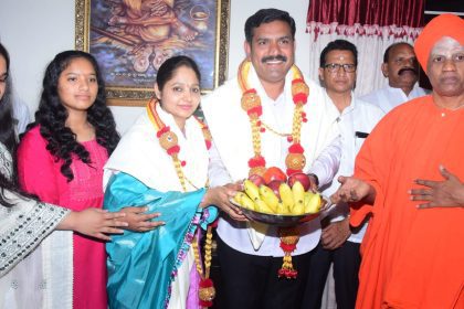 ಸಿದ್ದಗಂಗಾ ಮಠಕ್ಕೆ ಭೇಟಿ ನೀಡಿ ಶ್ರೀಗಳ ಆಶೀರ್ವಾದ ಪಡೆದ ಬಿ.ವೈ.ವಿಜಯೇಂದ್ರ