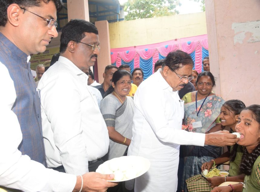 ವಿದ್ಯಾರ್ಥಿಗಳು ಕ್ರೀಡೆಯಲ್ಲಿ ಸಾಧನೆ ಮಾಡಬೇಕಾದರೆ ಅವರು ದೇಹವು ಸದೃಢವಾಗಿರಬೇಕು