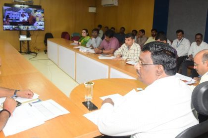 ಮಾವಿನ ಗಿಡಗಳಲ್ಲಿ ಅಕಾಲಿವಾಗಿ ಹೂವು ಬಂದಿರುವ ಬಗ್ಗೆ ರೈತರಿಗೆ ಮಾರ್ಗದರ್ಶನ