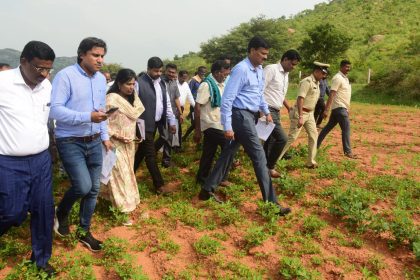ಕೇಂದ್ರ ಬರ ಅಧ್ಯಯನ ತಂಡದ ಅಧಿಕಾರಿಗಳು ಭೇಟಿ