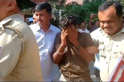 Bluetooth ಬಳಸಿ ಪರೀಕ್ಷೆ ಬರೆದ ಅಭ್ಯರ್ಥಿ-ಪೋಲಿಸರ ವಶಕ್ಕೆ