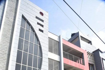 ಮನೆ ಸೇರಿದಂತೆ ಐದು ಕಡೆ ಬೆಳ್ಳಂಬೆಳಿಗ್ಗೆ ತುಮಕೂರು, ಮೈಸೂರು ಲೋಕಾಯುಕ್ತ ಅಧಿಕಾರಿಗಳ ತಂಡ ದಾಳಿ