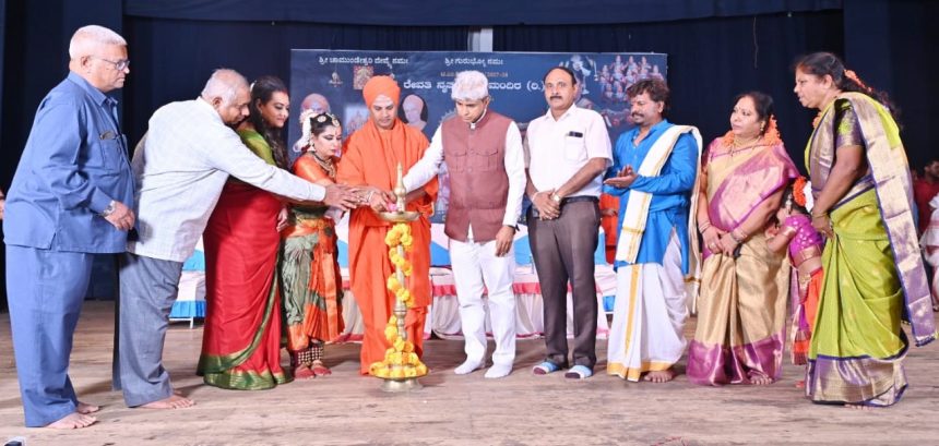 ತುಮಕೂರು ಮಕ್ಕಳಲ್ಲಿ ಸಂಸ್ಕಾರ, ಸಂಸ್ಕೃತಿಯನ್ನು ಬೆಳೆಸಿ